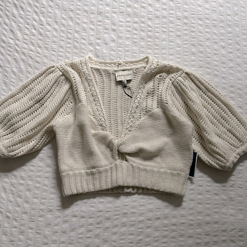 NWT Women’s Cropped Knitted Top M